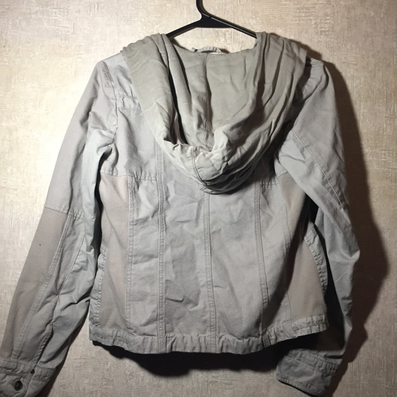 Jacket - Picture 4 of 4